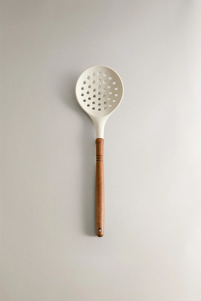 SILICONE AND WOODEN SLOTTED SPOON