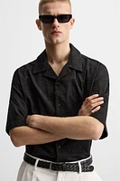 CHEMISE À BRODERIES GÉOMÉTRIQUES