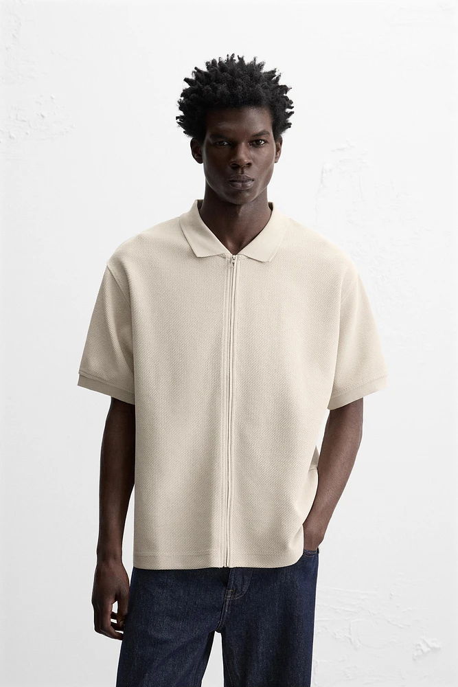 TEXTURED ZIPPER JACKET