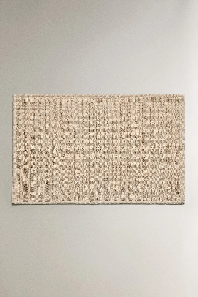 RIBBED TEXTURE BATH MAT