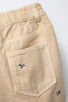 PANTALON EN SERGÉ BALLON BRODÉ FLEURS