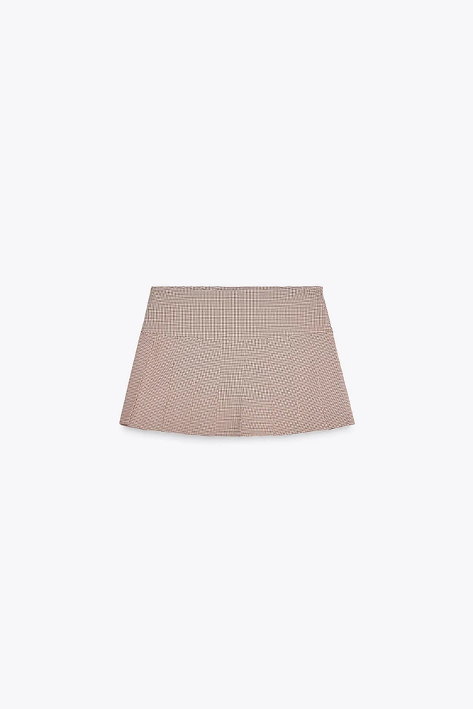 JUPE-SHORT À PLIS PLATS