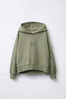 LABEL TRIM HOODED SWEATSHIRT