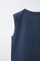 GARMENT DYE EMBROIDERED SLEEVELESS T-SHIRT