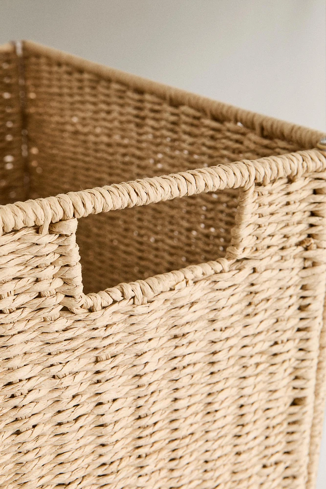 FABRIC-LINED LAUNDRY HAMPER
