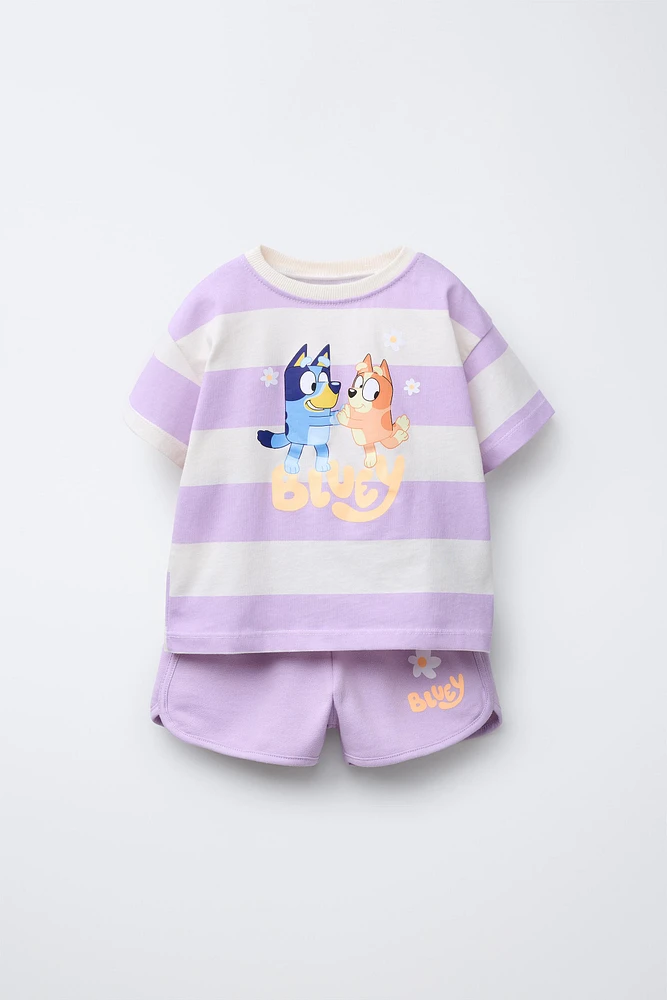 BLUEY © LUDO STUDIO STRIPED T-SHIRT AND SHORTS JOGGING SET
