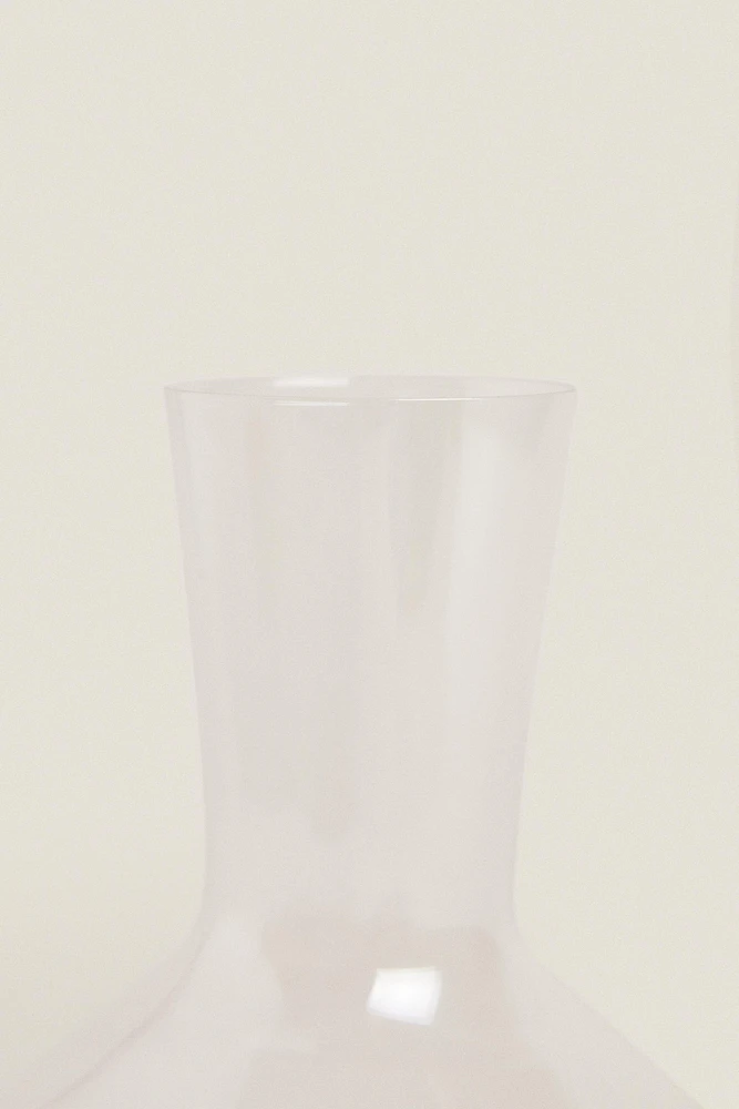 GLASS DECANTER