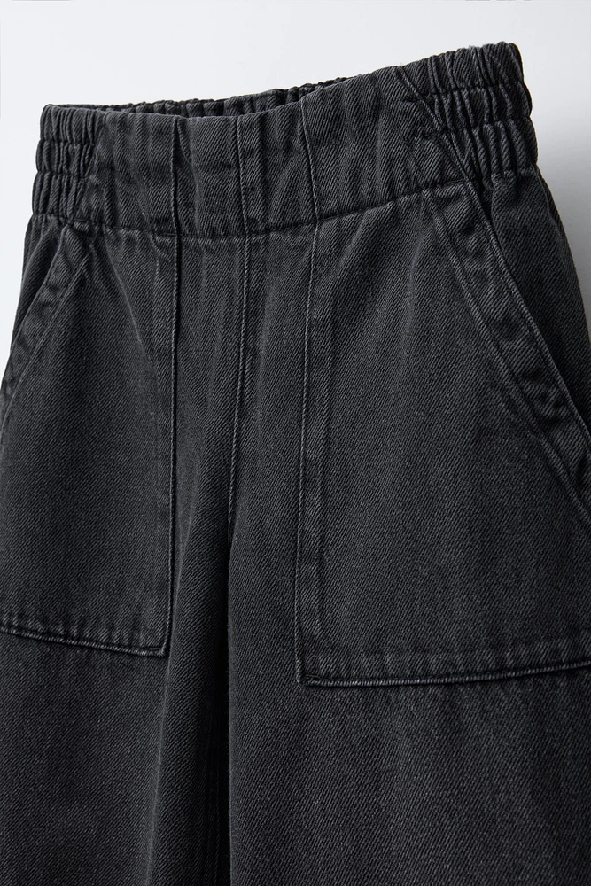 JEANS FLUIDE À POCHES