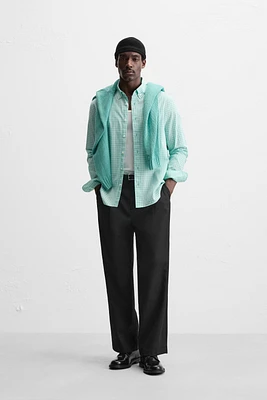CHEMISE AVEC STRUCTURE À CARREAUX