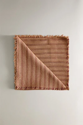 SET OF STRIPED COTTON NAPKINS WITH FRINGING