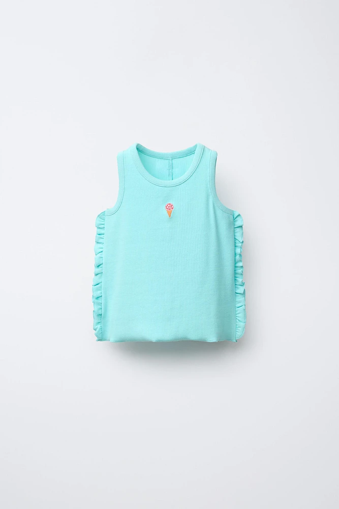 EMBROIDERED RUFFLED RIBBED TOP