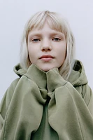 LABEL TRIM HOODED SWEATSHIRT
