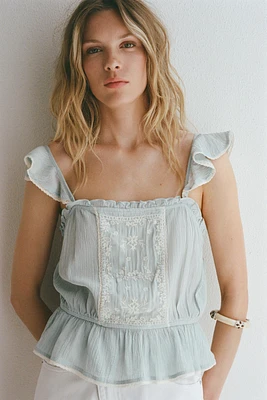 EMBROIDERED RUFFLE TOP