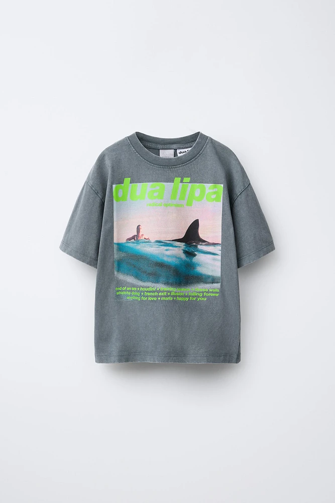 T-SHIRT À IMPRIMÉ DUA LIPA ©
