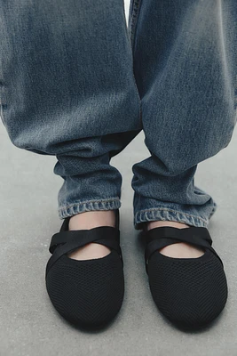 CROSSOVER FABRIC BALLET FLATS