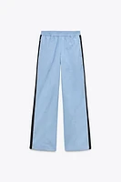 PANTALON À BANDE LATÉRALE