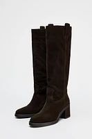 BOTTES À TALONS EN DAIM