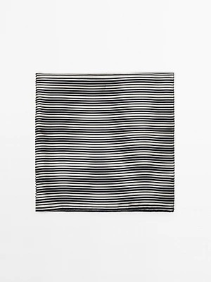 Foulard à rayures 100 % soie