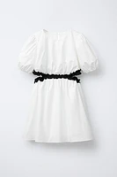 ROBE AJOURÉE À VOLANTS