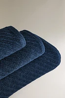 SERVIETTE DE BAIN STRUCTURE DIAGONALE
