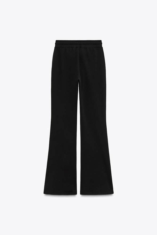 FLARED SWEATPANTS
