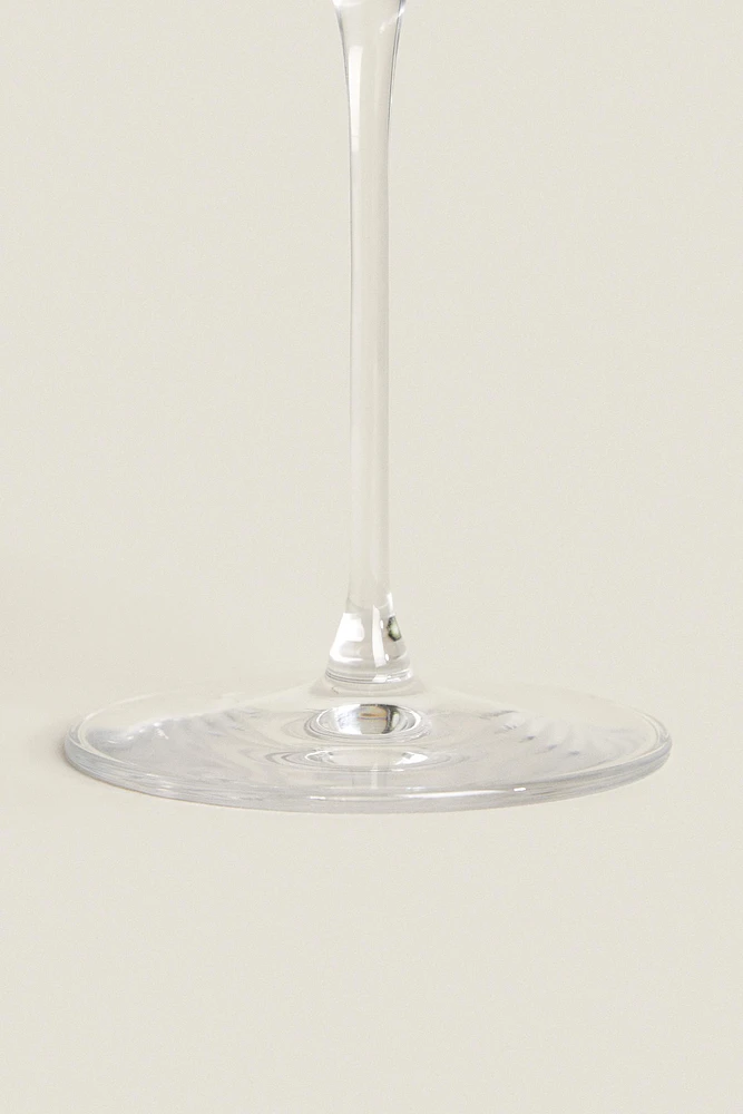 PLAIN CRYSTALLINE WINE GLASS