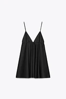 ROBE COURTE À BRETELLES