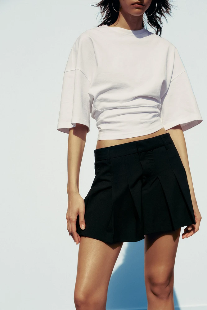 PLEATED SKORT