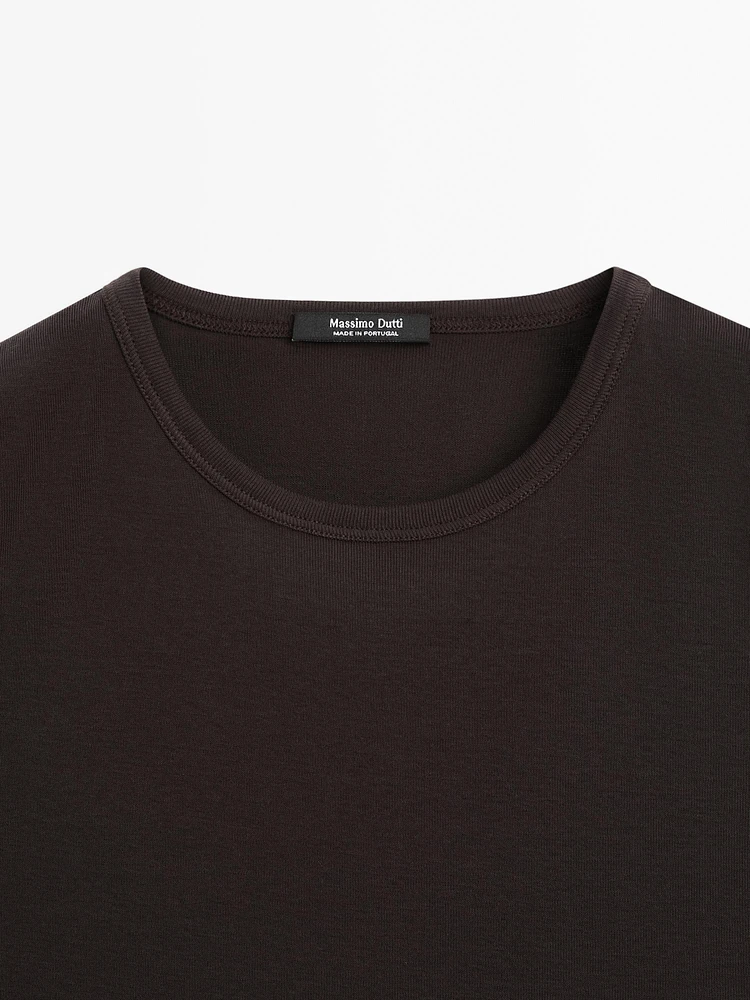Cropped T-shirt with eyelets