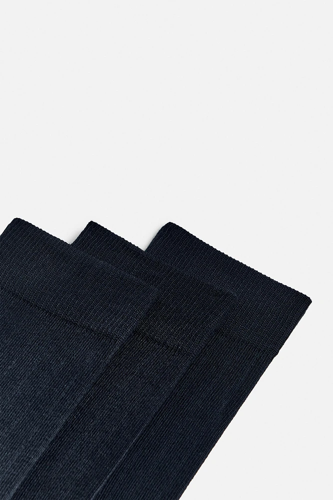 3-PACK OF TEXTURED SOCKS