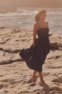 ROBE MI-LONGUE FLUIDE AVEC ÉLASTIQUES