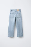 STRAIGHT LEG JEANS