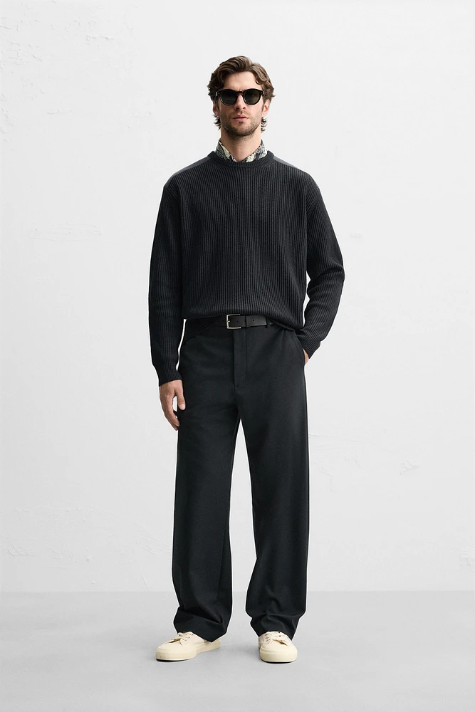 PULL AVEC PIÈCES BIMATIÈRE
