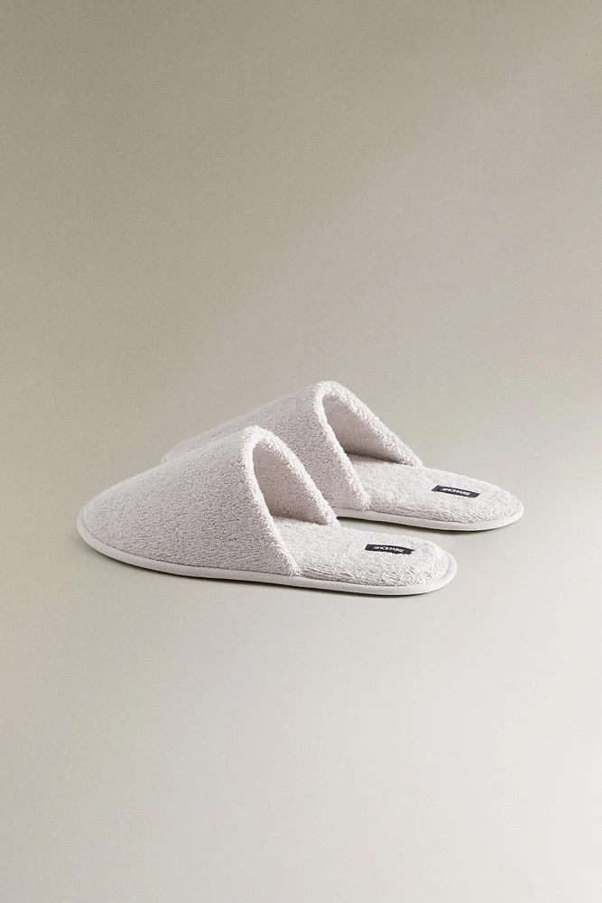 TERRY SLIPPERS