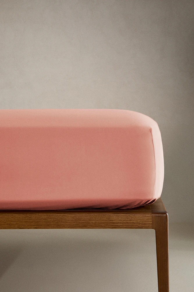 PERCALE FITTED SHEET | 15.7" THICK (200 THREAD COUNT)