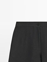 Pantalon large et fluide coutures apparentes