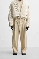 PANTALON RELAXED FIT À PLIS ÉDITION LIMITÉE