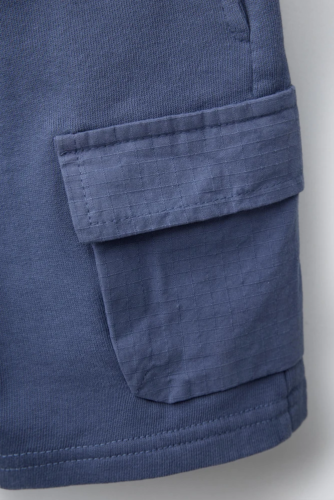 PLUSH CARGO SHORTS