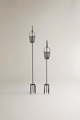 OUTDOOR TEALIGHT HOLDER WITH METAL STAND