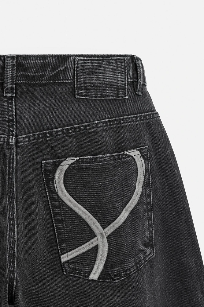 JEAN BAGGY À BRODERIES