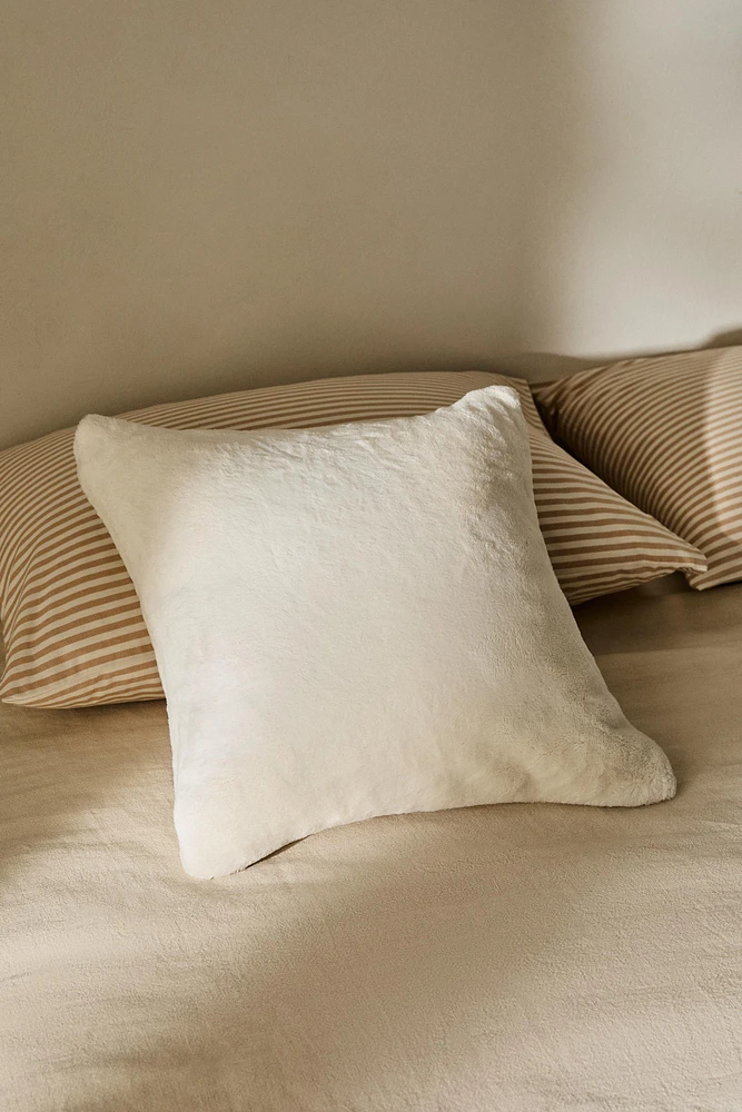 HOUSSE DE COUSSIN FAUSSE FOURRURE UNIE