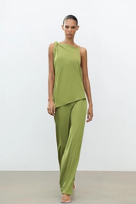 WIDE FLOWY PANTS
