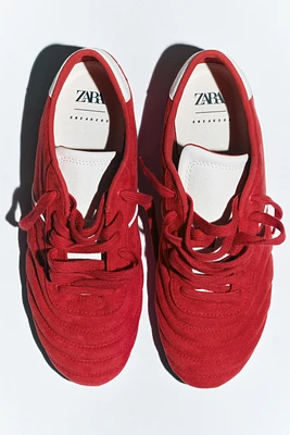 PADDED RUNNING SHOES