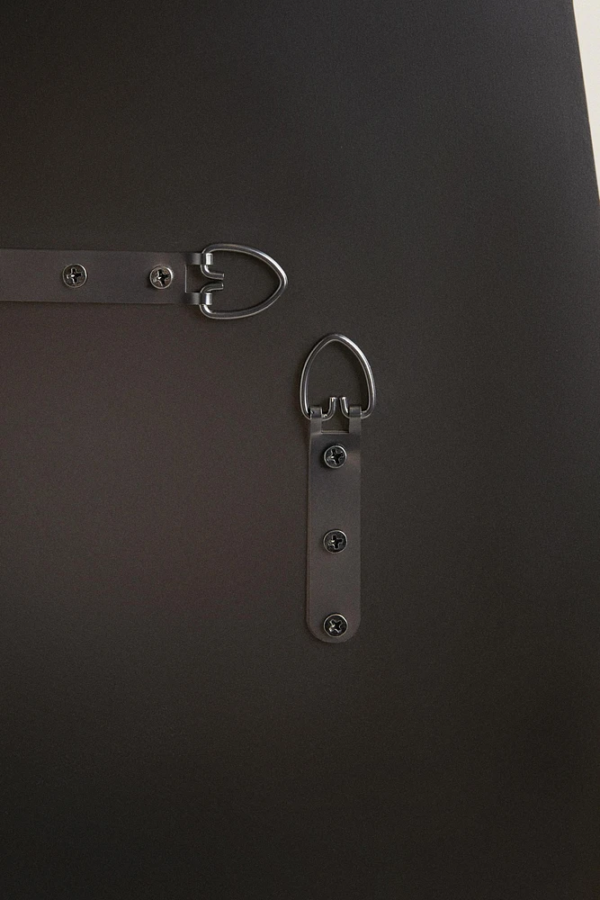 IRREGULAR WALL MIRROR