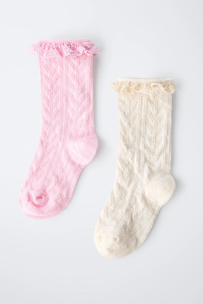 LOT DE DEUX PAIRES CHAUSSETTES AVEC DENTELLE RAPPORTÉE