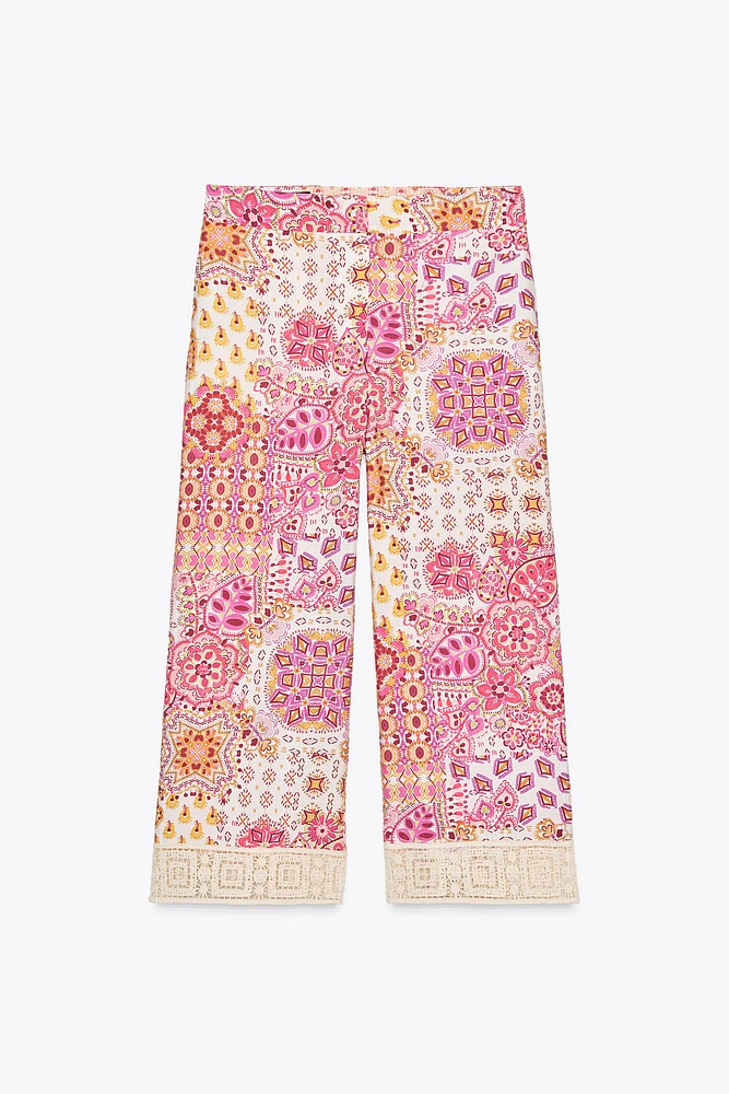 GUIPURE TRIM PRINTED PANTS
