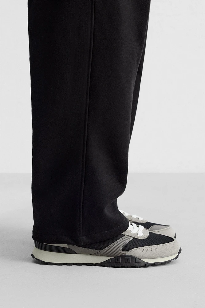 RETRO STYLE LEATHER SNEAKERS