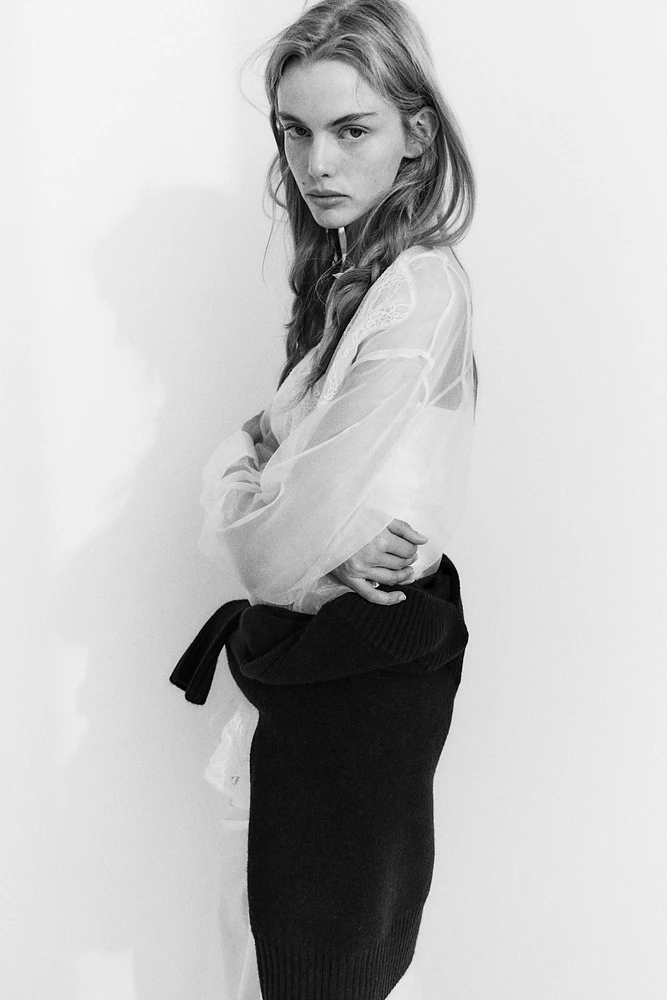 OVERSIZE ORGANZA LACE SHIRT