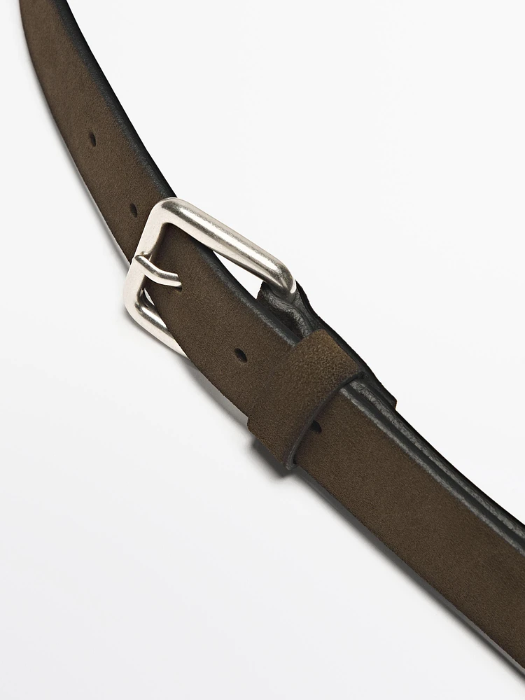 Ceinture en croûte de cuir ombrée