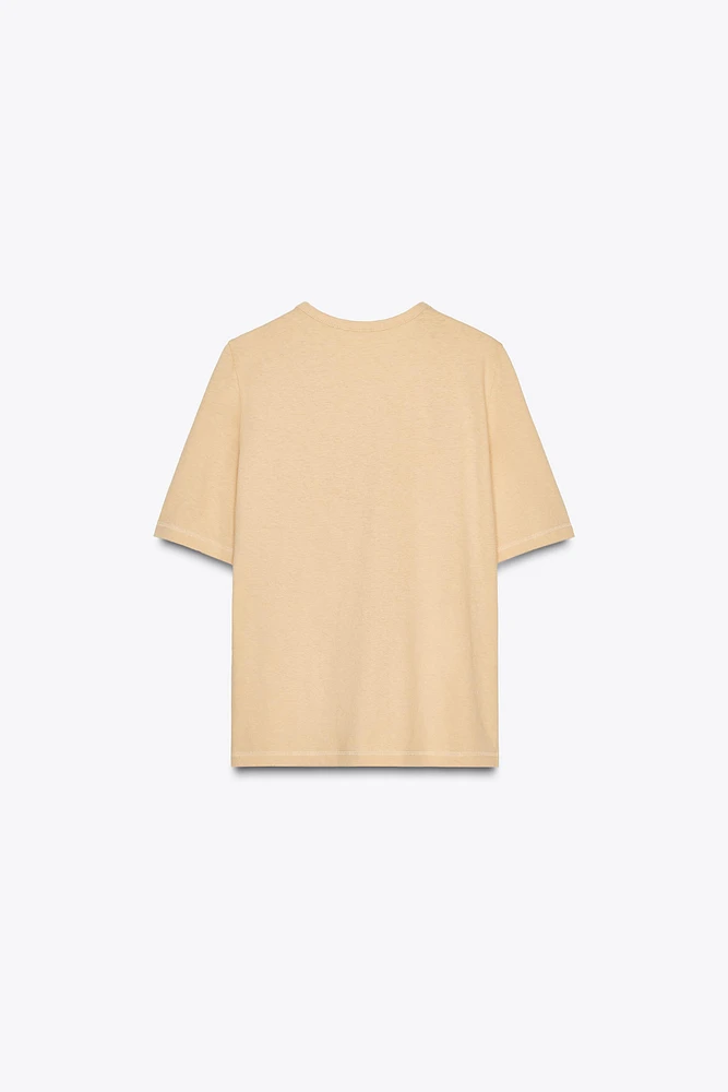 T-SHIRT COL EN V